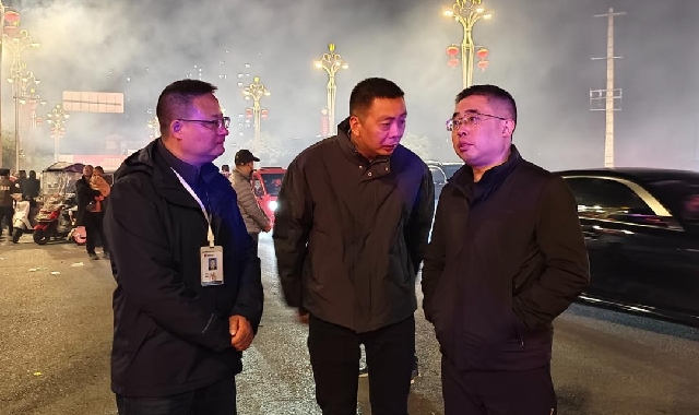 叶科检查烟花爆竹安全管理工作时指出：压实责任链条...