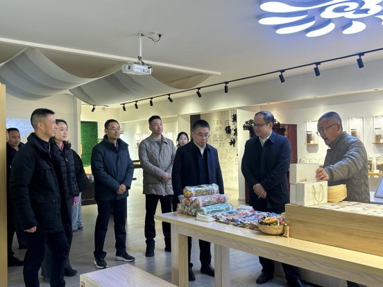 ba18e7d296331b45556738e7aeb93dcc