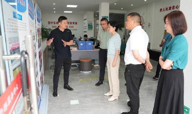 晏世莹调研样板社区建设和党建引领基层治理时强调:...