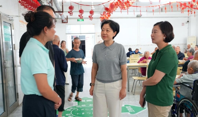 晏世莹调研敬老院工作时强调： 推动我市老龄事业高...