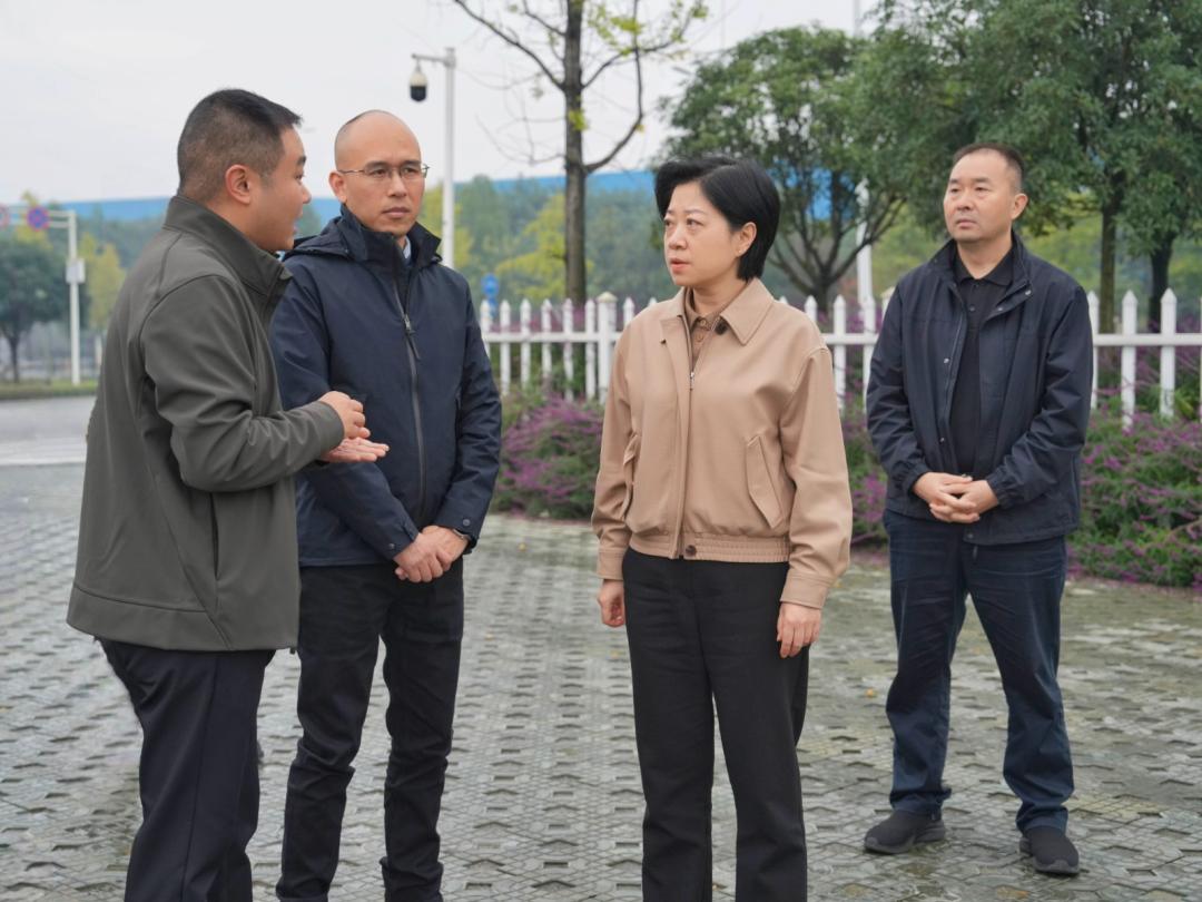 1761791918150068852.jpg 2.jpg