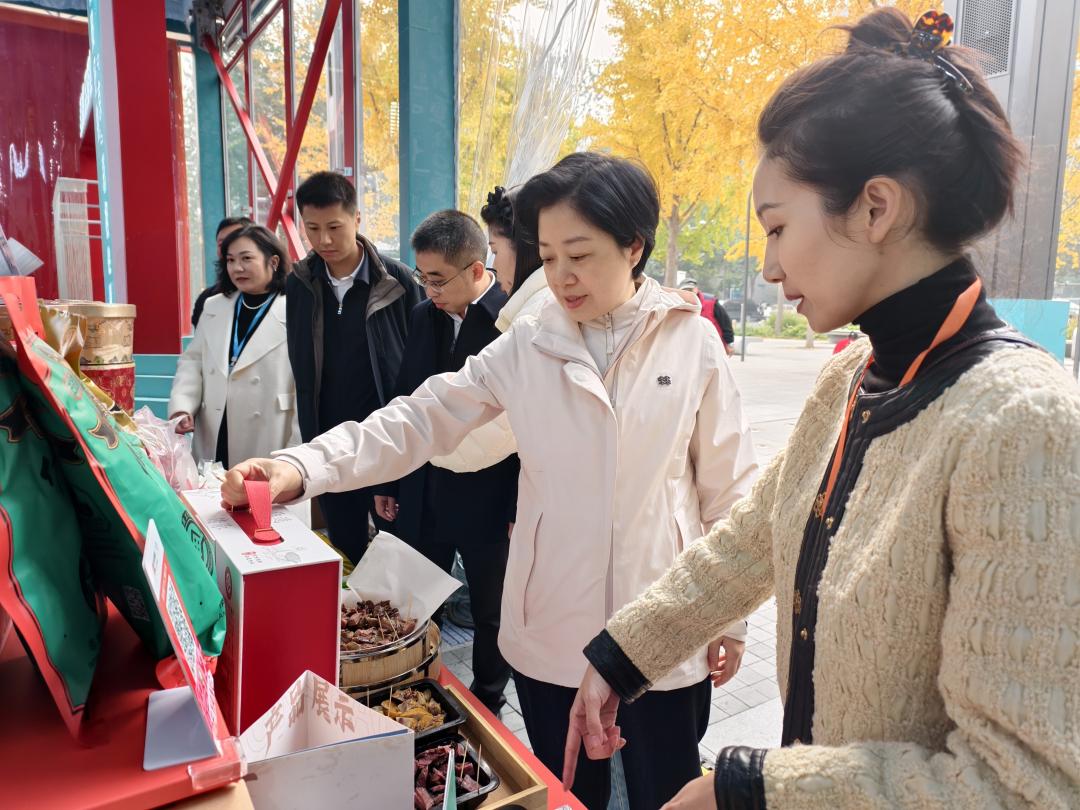 1762825173758002890.jpg 2.jpg