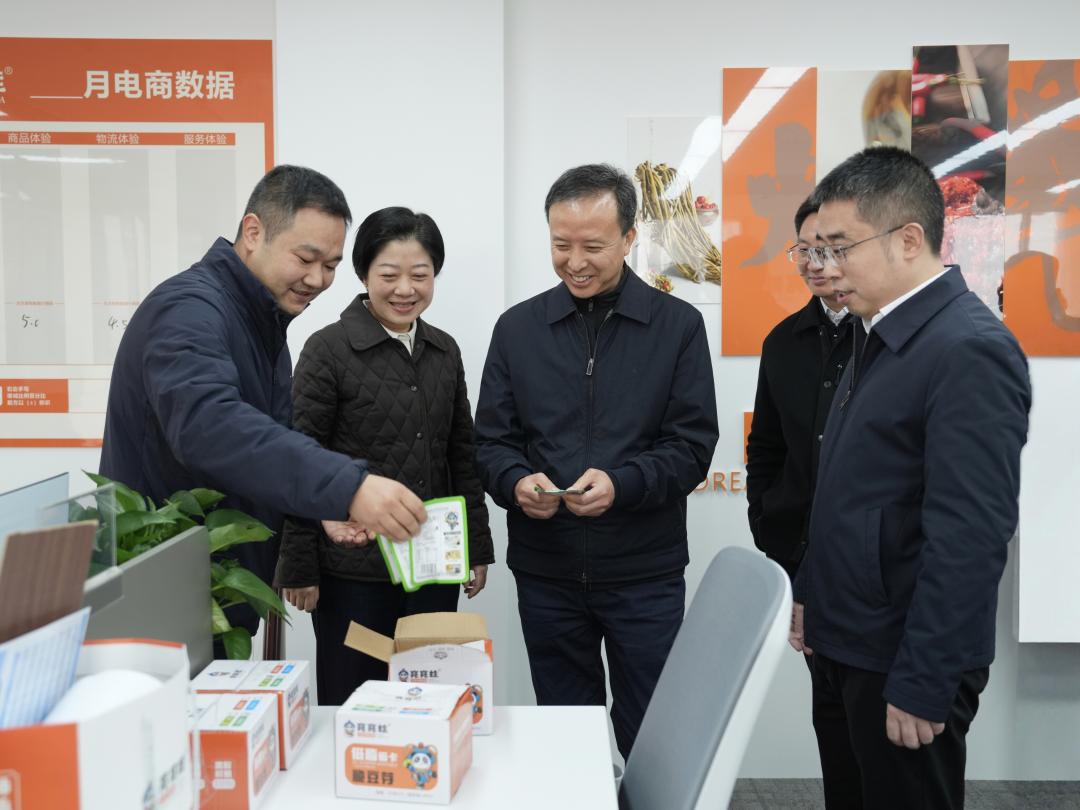 1765166166223049712.jpg 1.jpg